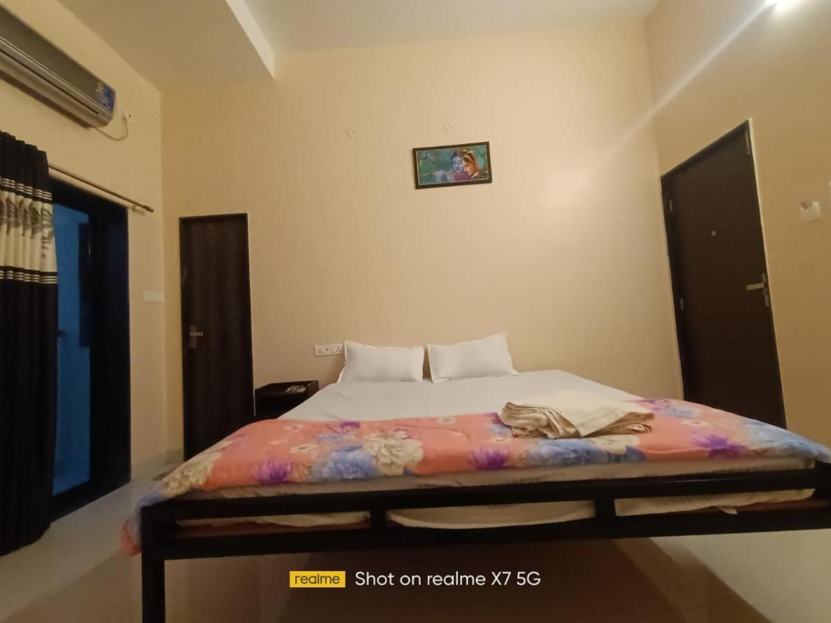 Hotel Hariram Tower Wardha Extérieur photo