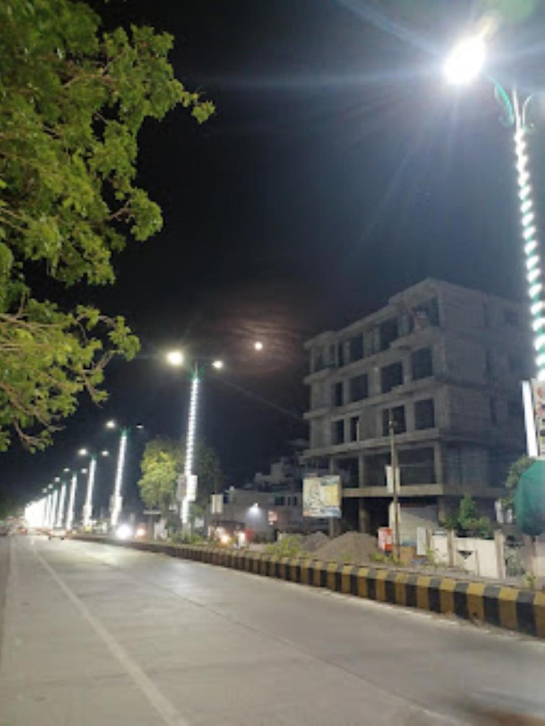 Hotel Hariram Tower Wardha Extérieur photo