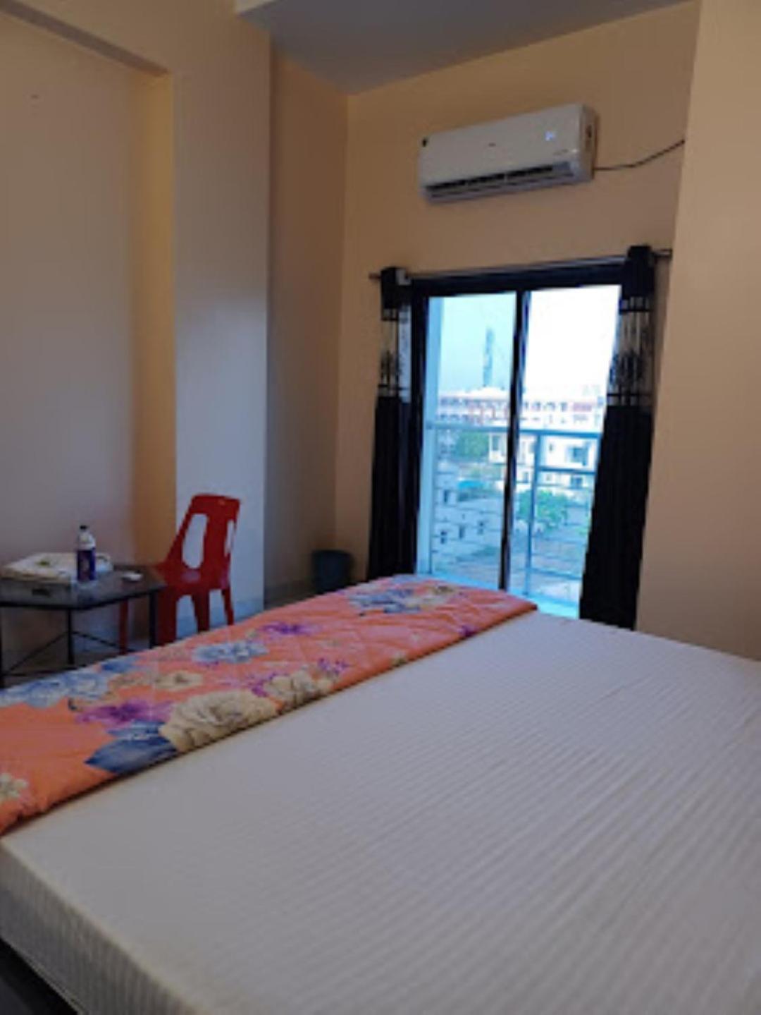 Hotel Hariram Tower Wardha Extérieur photo